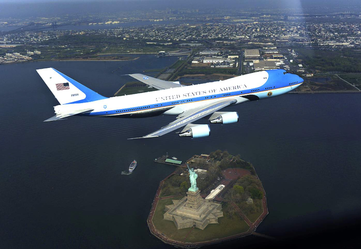 Air force one 9/11 takeoff hotsell